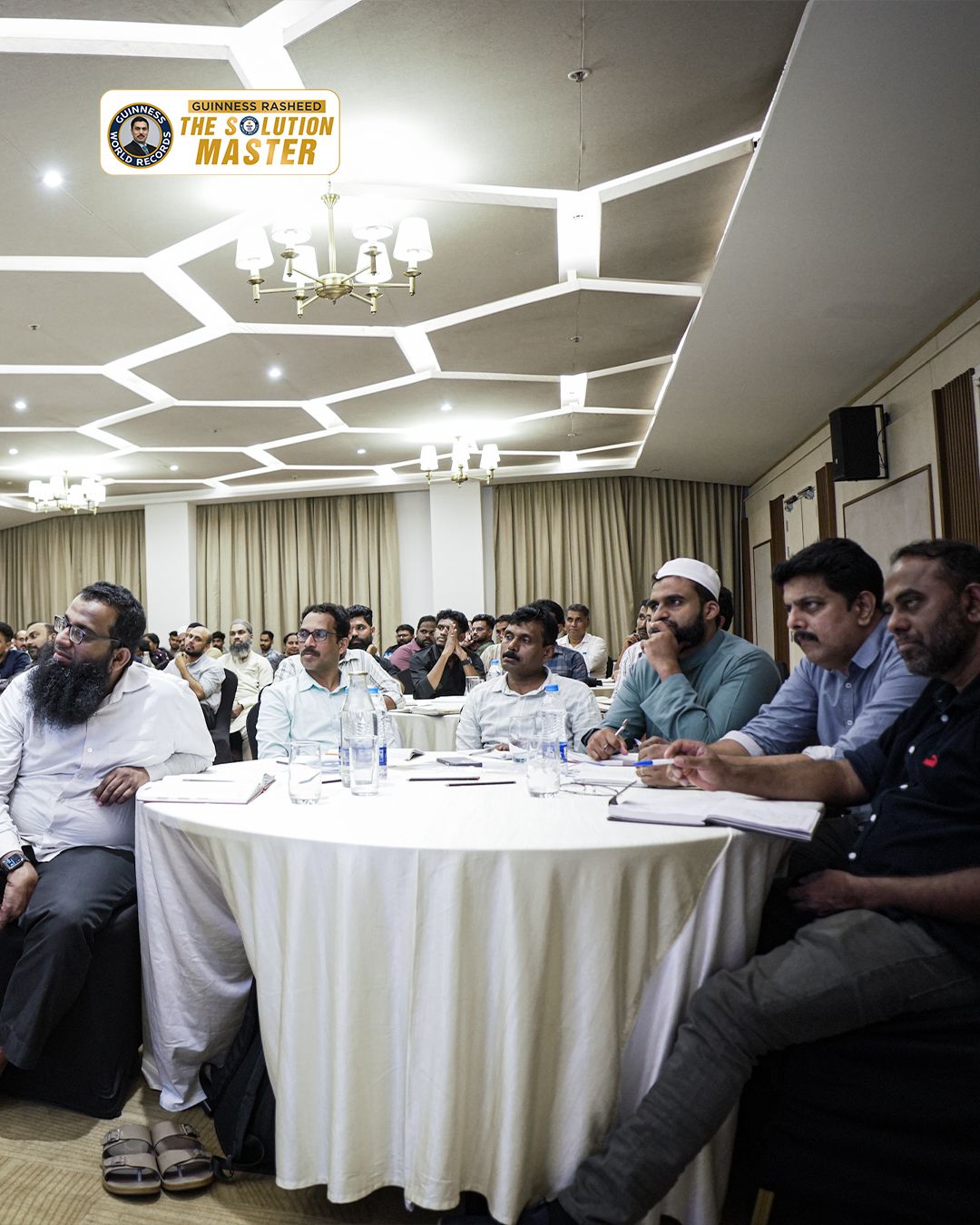 Focused minds. Full room.